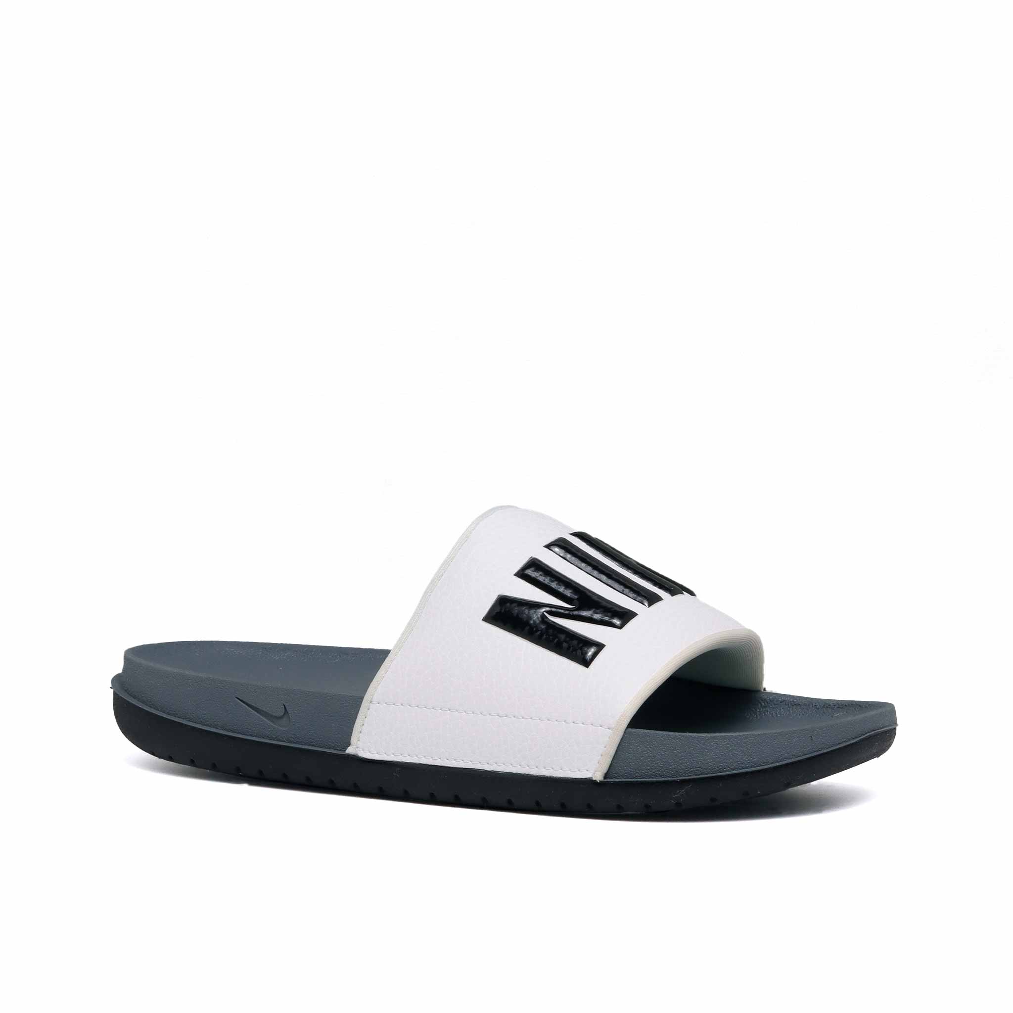 chanclas-de-marca-hombre-255ovp-1.jpg